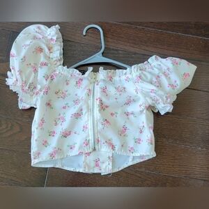 Floral Print Blouse with Fringe Puff Sleeves  Hem Size: 4